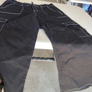 Rue 21 Black with white trim Size Large